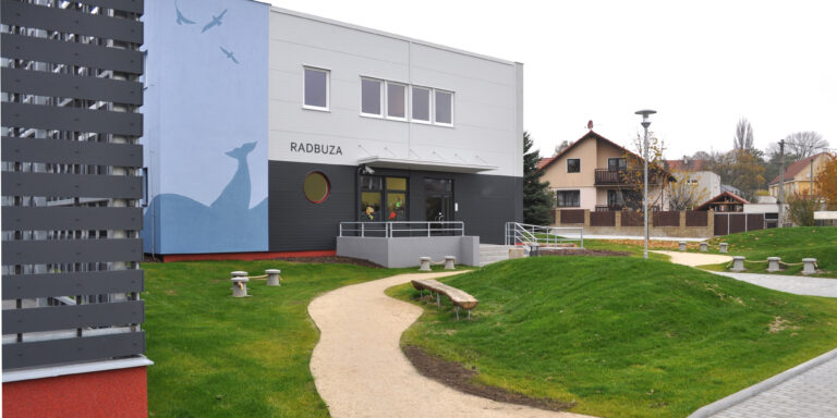 8.210 Stod fasada MS