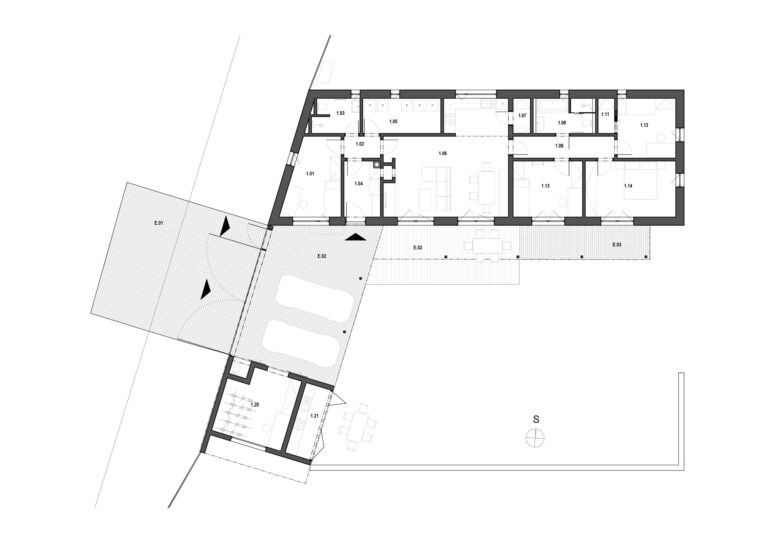RD Strunkovice : STUDIE : Podorysy : 1. 1.NP