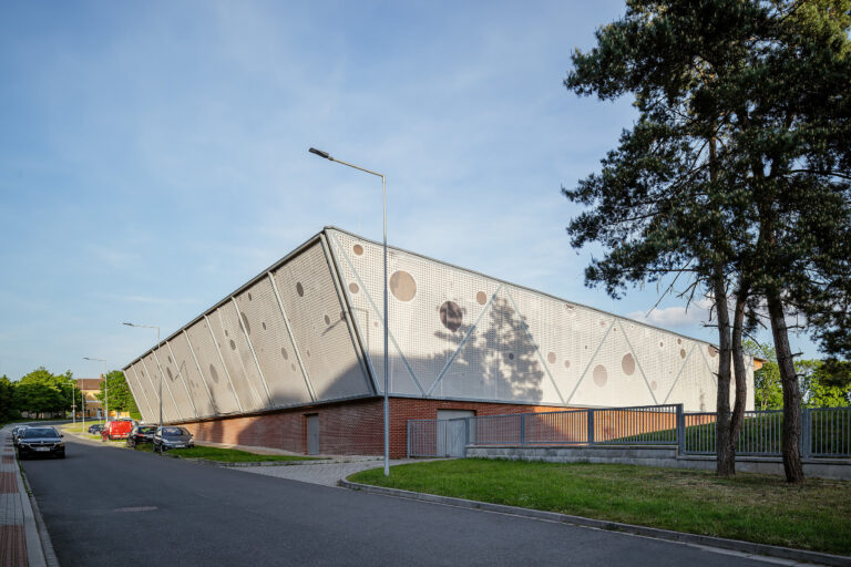 Vaclavnovakcom vas hala dobrany 12